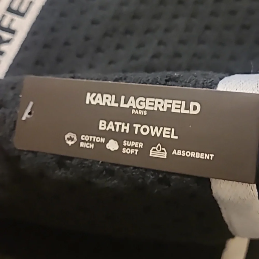 💕HP💕Karl Lagerfeld Paris Black Logo 8pc Towel Set